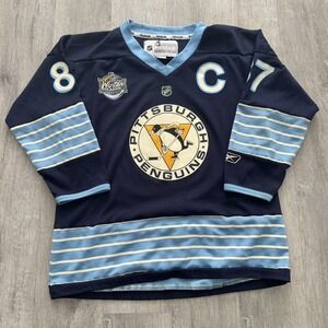 Reebok Sidney Crosby Pittsburgh Penguins 2011 NHL Winter Classic Jersey Youth XL